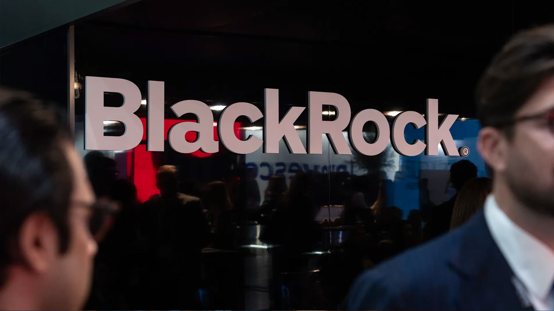 BlackRock sorprende il mercato e riaccende l’interesse istituzionale su Bitcoin